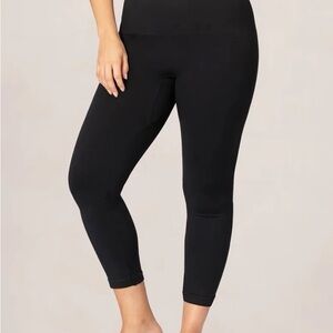 Empetua Shapermint Shaping Capri Leggings Black 2XL NWT
